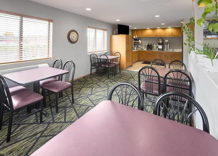 Super 8 By Wyndham New Stanton