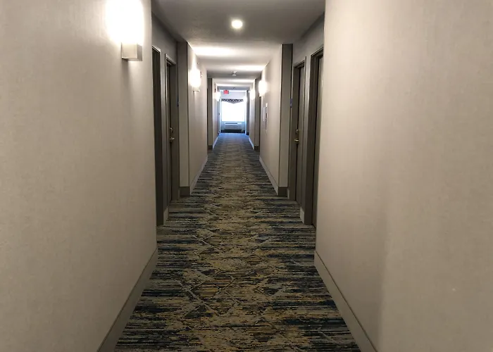 Holiday Inn Express & Suites Donegal By Ihg
